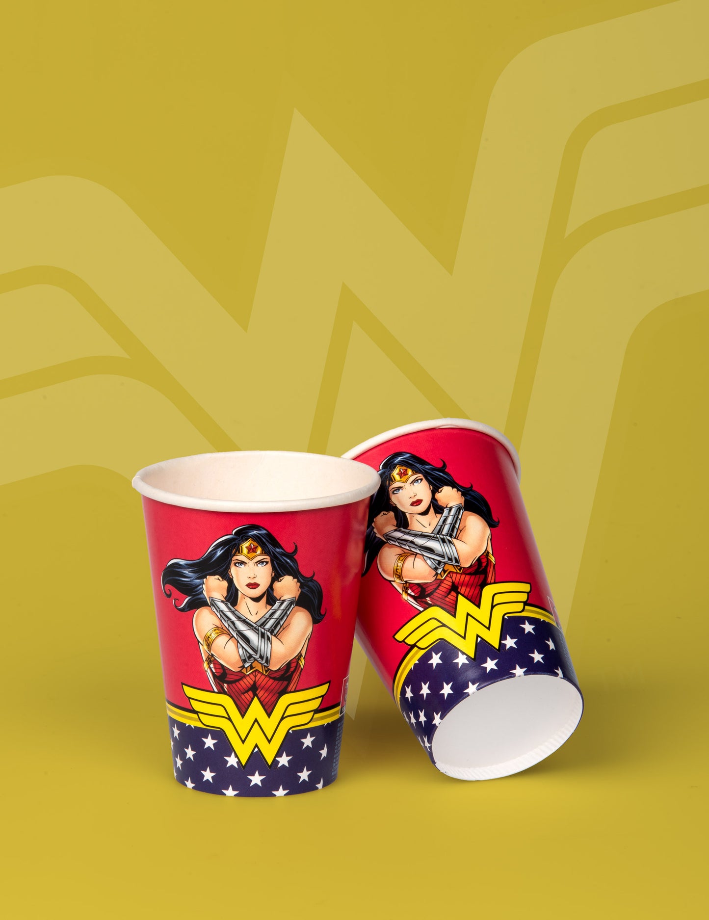 8 FSC Wonder Woman 210 ml kartonpohár